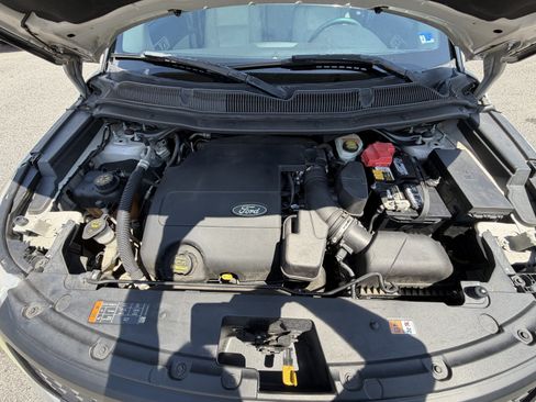 Used 2013 Ford Explorer XLT FWD image 22