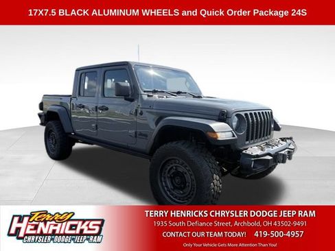 Used 2020 Jeep Gladiator Sport w/ Quick Order Package 24S AWD/4WD image 1