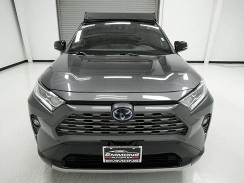 Used 2020 Toyota RAV4 XSE image 2