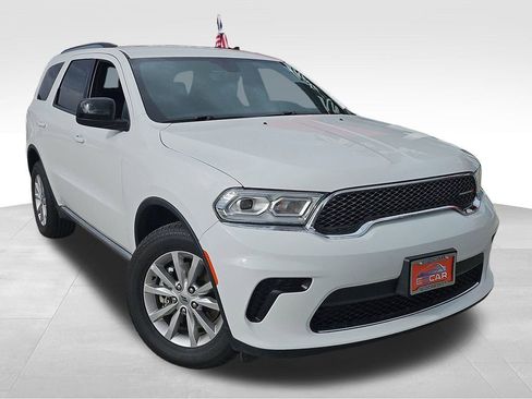 Used 2024 Dodge Durango SXT w/ 3rd Row Seating Group image 10