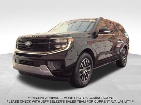 Used 2025 Ford Expedition Max Platinum AWD/4WD image 1
