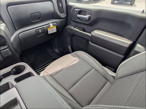 New 2026 Chevrolet Silverado 2500 Custom w/ Custom Value Package AWD/4WD image 17