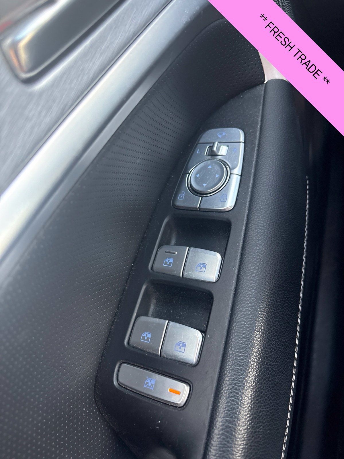 Used 2019 Genesis G70 3.3T Advanced AWD/4WD image 11