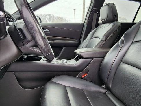 Used 2019 Cadillac XT4 Sport image 19