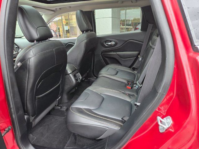 Used 2015 Jeep Cherokee Limited AWD/4WD image 14