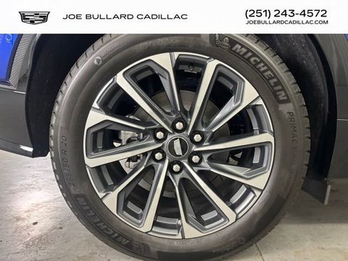 New 2025 Cadillac Lyriq Sport w/ LPO, Floor Liner Package image 33