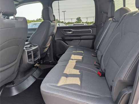 Used 2019 RAM 1500 Big Horn AWD/4WD image 13