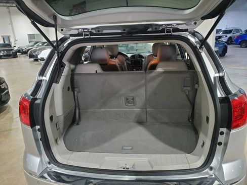 Used 2015 Buick Enclave Leather FWD image 36