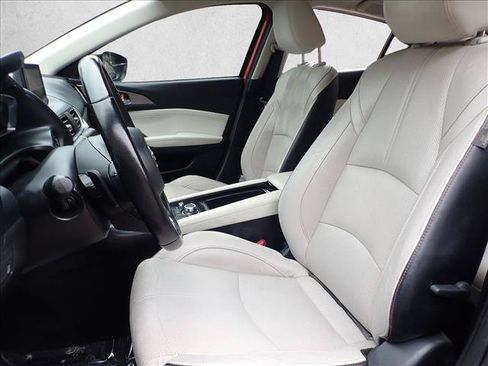 Used 2017 MAZDA MAZDA3 Grand Touring w/ Premium Equipment Package FWD image 10