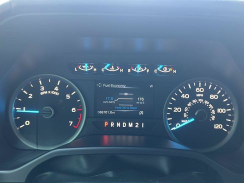Used 2015 Ford F150 XLT w/ Equipment Group 302A Luxury RWD image 11
