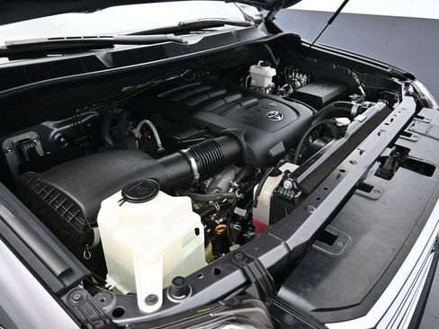 Used 2018 Toyota Tundra Limited image 52