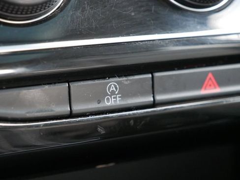 Certified 2023 Volkswagen Atlas SEL AWD/4WD image 33