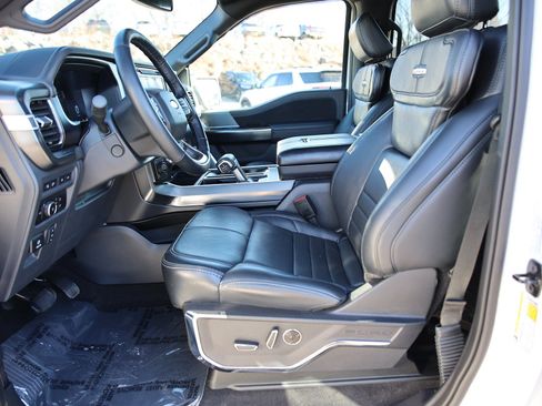 Used 2024 Ford F150 Platinum w/ Equipment Group 702A High image 18