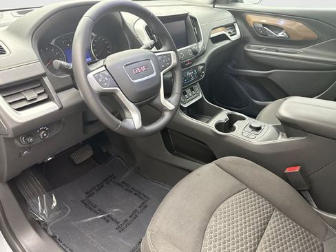 Used 2021 GMC Terrain SLE w/ Driver Convenience Package AWD/4WD image 10