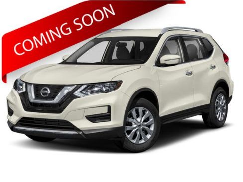 Used 2018 Nissan Rogue SV image 1