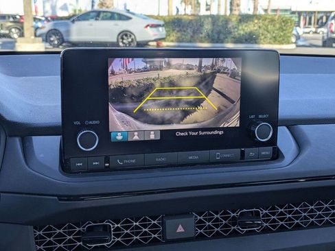 Used 2023 Honda Accord LX image 5