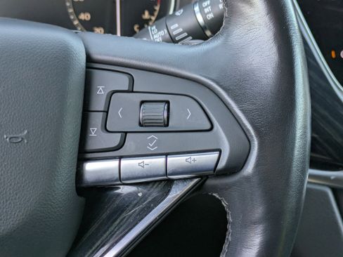 Used 2024 Cadillac XT6 Premium Luxury image 24