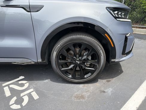 Used 2021 Kia Sorento SX AWD/4WD image 13
