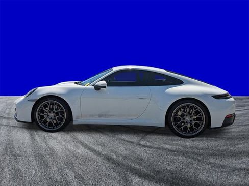 Used 2025 Porsche 911 Carrera RWD image 7