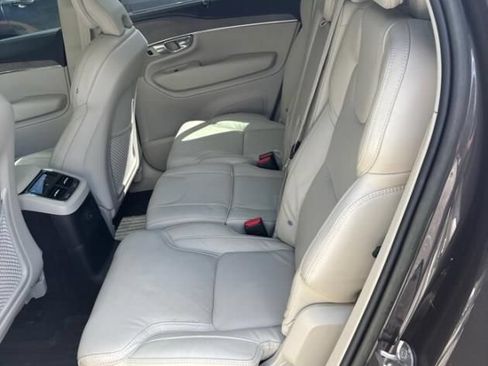 Used 2023 Volvo XC90 T8 Ultimate w/ Protection Package Premier AWD/4WD image 6