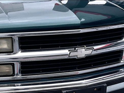 Used 1997 Chevrolet Tahoe LS image 30