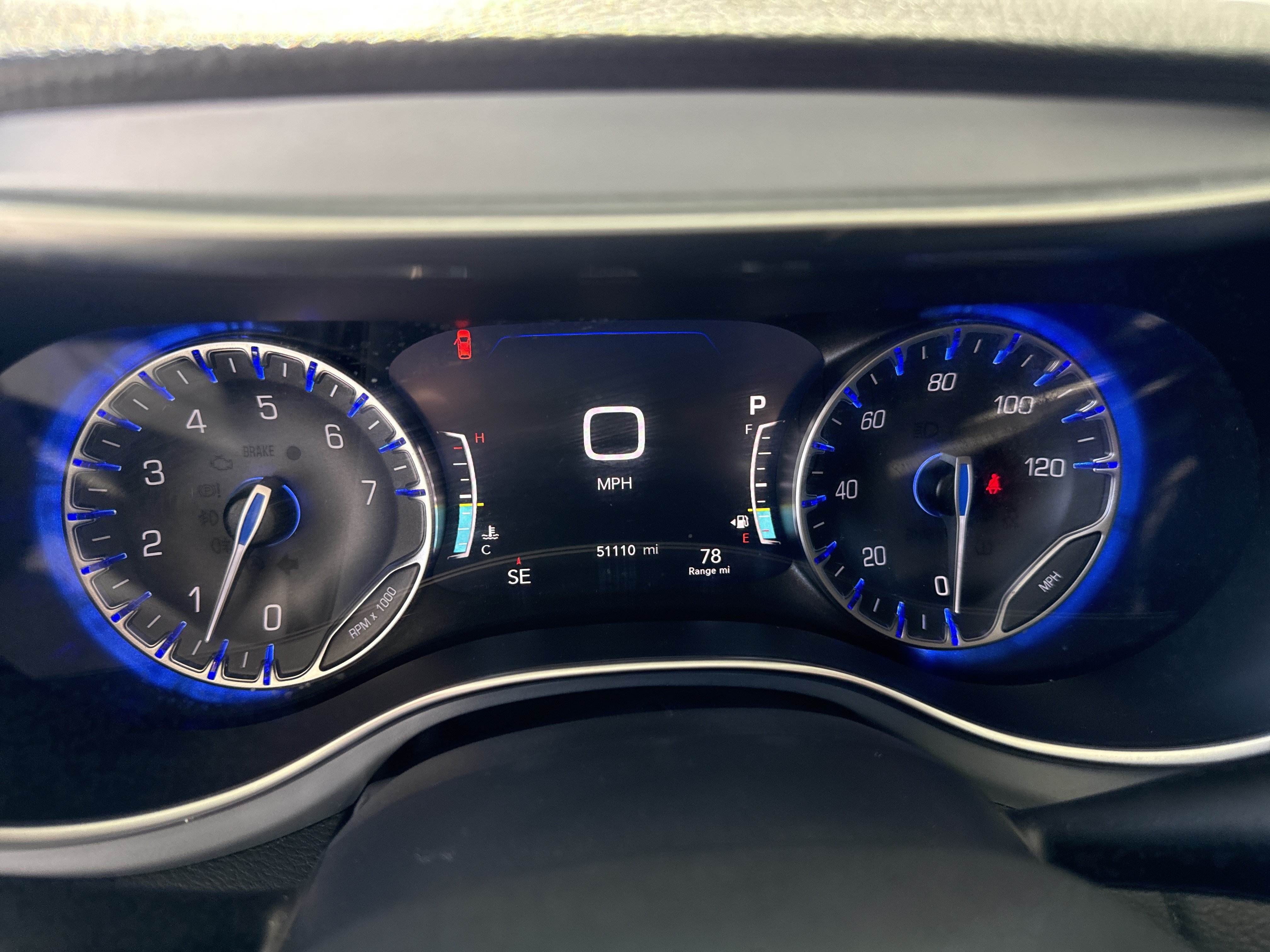 Used 2025 Chrysler Pacifica Limited FWD image 10