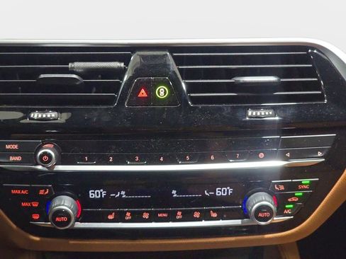 Certified 2023 BMW 540i w/ M Sport Package image 21