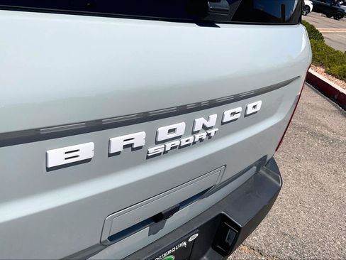 Used 2024 Ford Bronco Sport Outer Banks w/ Tech Package AWD/4WD image 9