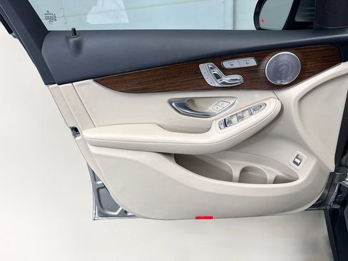 Certified 2021 Mercedes-Benz GLC 300 4MATIC image 23