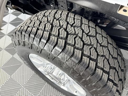 Used 2024 Ford F250 XLT w/ FX4 Off-Road Package AWD/4WD image 29