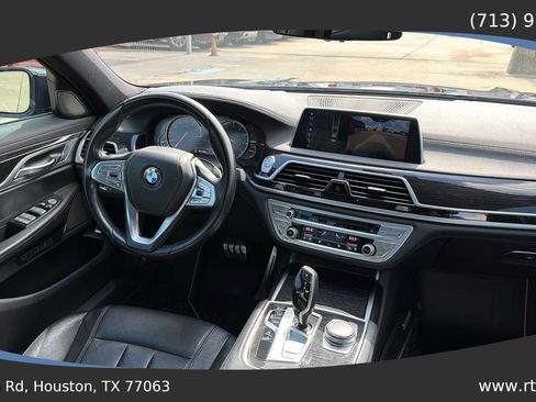 Used 2018 BMW 740i RWD image 44