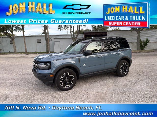 Used 2024 Ford Bronco Sport Outer Banks w/ Tech Package AWD/4WD image 2
