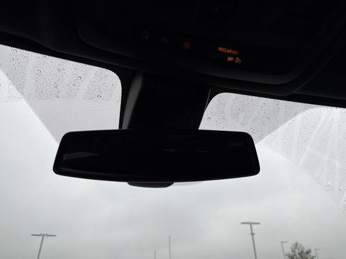 Used 2022 Chevrolet Tahoe Z71 w/ Z71 Off-Road Package image 27