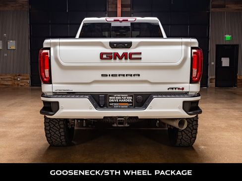 Used 2022 GMC Sierra 2500 AT4 w/ AT4 Preferred Package image 8