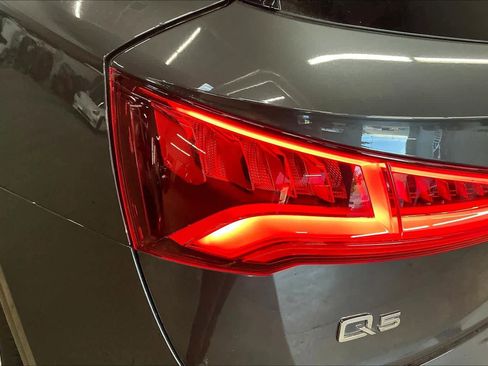 Used 2018 Audi Q5 Premium Plus w/ Premium Plus Package image 31