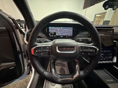 Certified 2025 GMC Acadia Elevation image 14