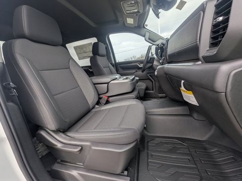 New 2026 GMC Sierra 2500 SLE image 16