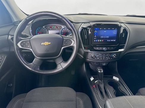 Used 2020 Chevrolet Traverse LT w/ Driver Confidence II Package AWD/4WD image 21