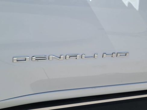 Used 2025 GMC Sierra 3500 Denali Ultimate image 14