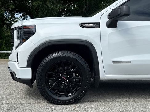 Used 2023 GMC Sierra 1500 Elevation RWD image 5