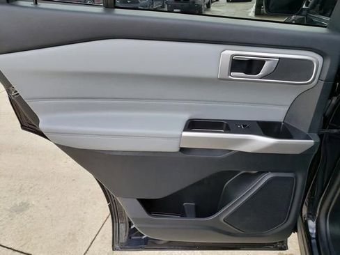 Used 2023 Ford Explorer XLT w/ Equipment Group 202A image 15