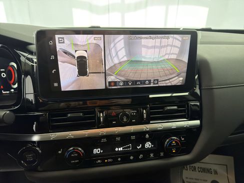 New 2026 Nissan Pathfinder SL FWD image 14
