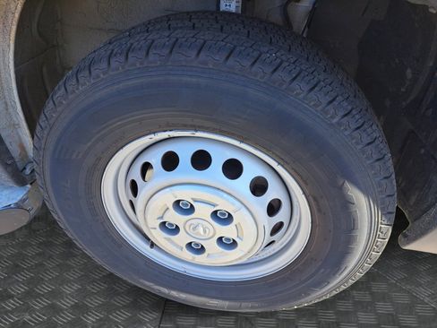 Used 2025 RAM ProMaster 2500 w/ U-Haul Equipment Group FWD image 18
