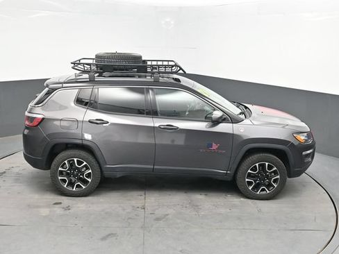 Used 2021 Jeep Compass Trailhawk AWD/4WD image 28