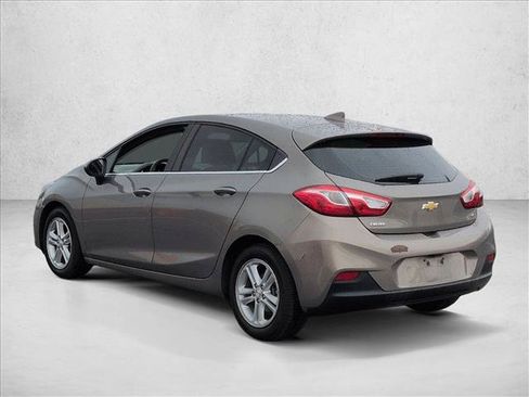 Used 2017 Chevrolet Cruze LT FWD image 7
