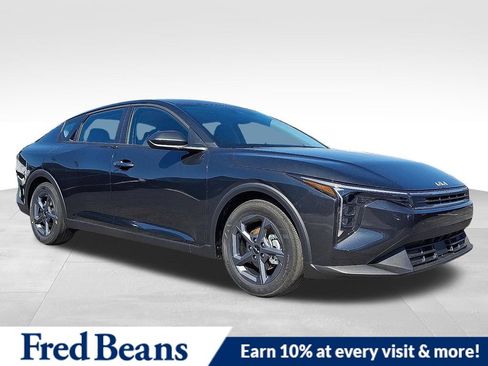 New 2026 Kia K4 FWD image 1