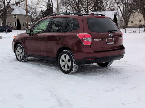 Used 2016 Subaru Forester 2.5i Premium w/ All-Weather Package image 3