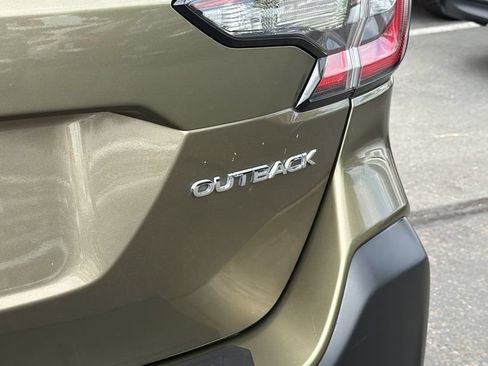 Used 2023 Subaru Outback Limited AWD/4WD image 11