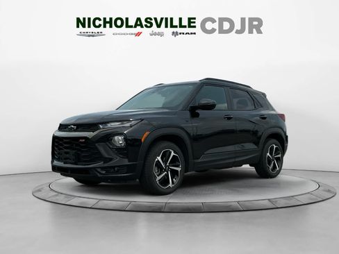 Used 2022 Chevrolet TrailBlazer RS w/ Sun and Liftgate Package AWD/4WD image 1