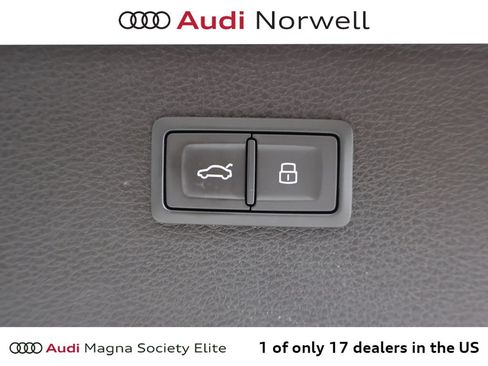 Used 2023 Audi Q5 2.0T Premium w/ Convenience Package AWD/4WD image 16